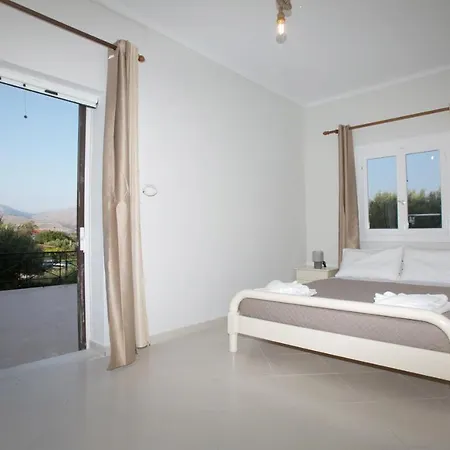 Babi's - Garden Lixouri