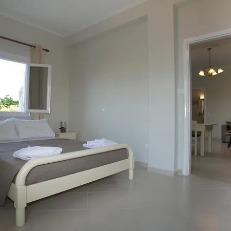 Babi's - Garden * Lixouri