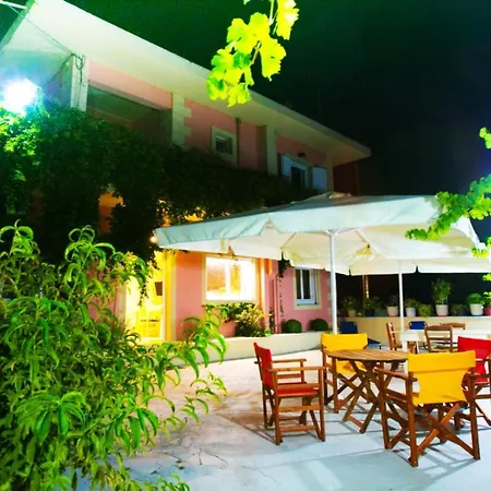 Babi's - Garden * Lixouri