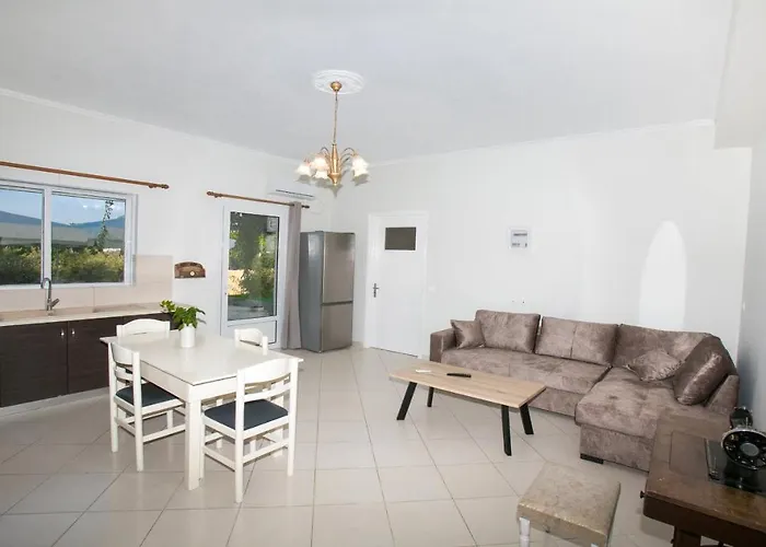 Babi's - Garden Lägenhet Lixouri