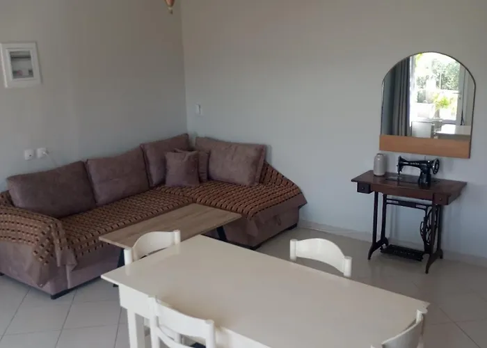 Babi's - Garden Lägenhet Lixouri